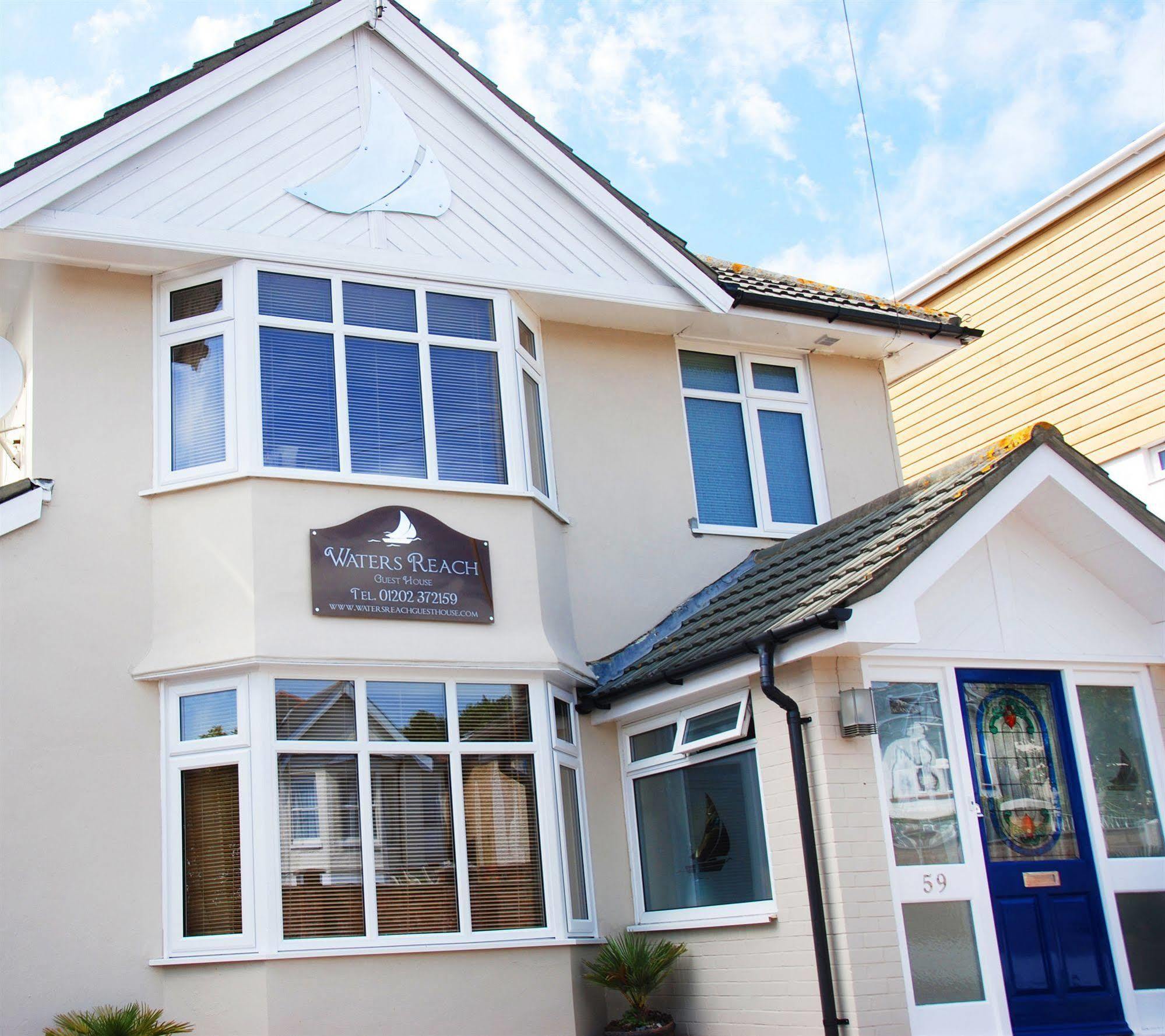 Waters Reach Guest House Christchurch  Exterior photo