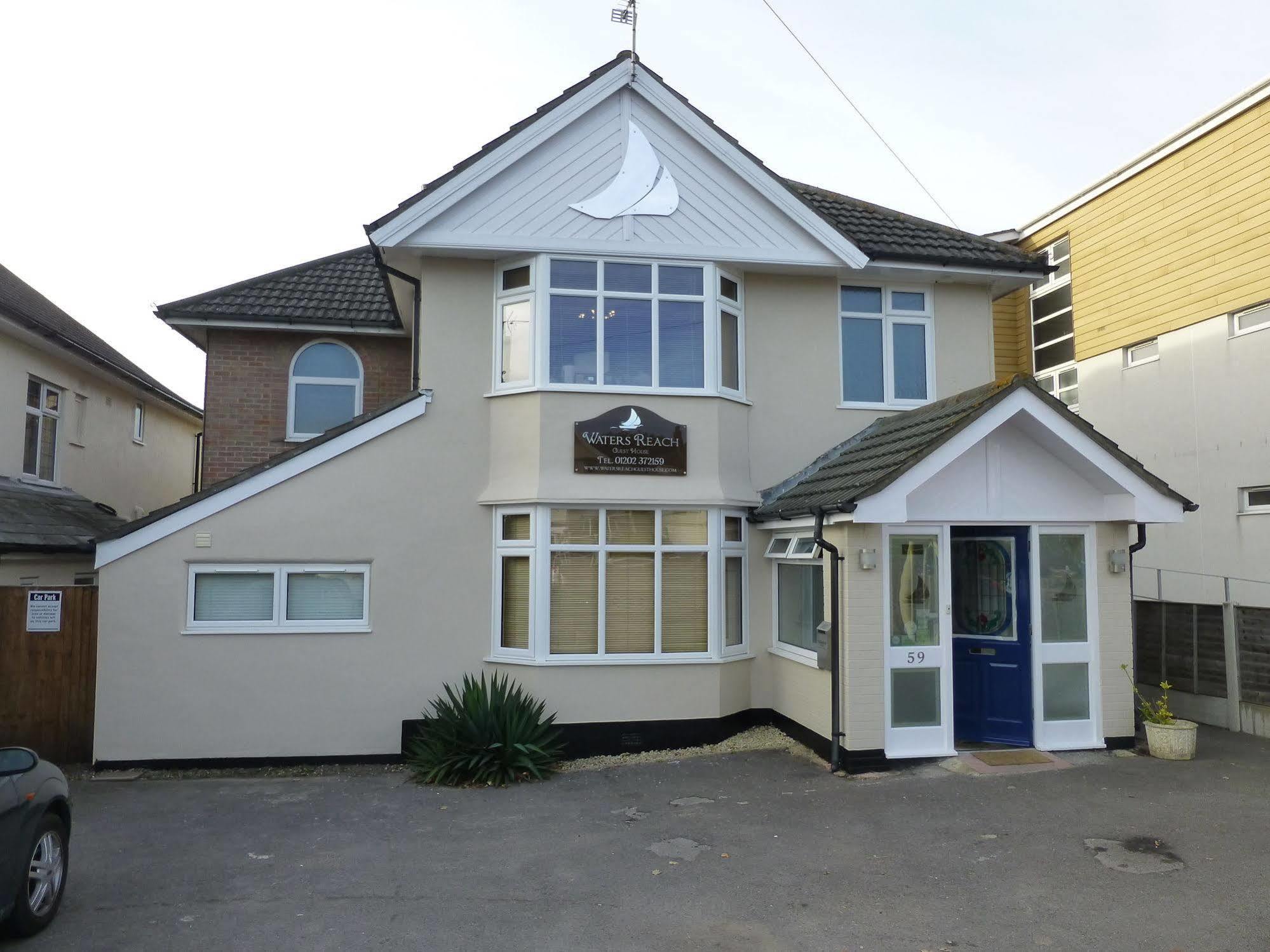 Waters Reach Guest House Christchurch  Exterior photo