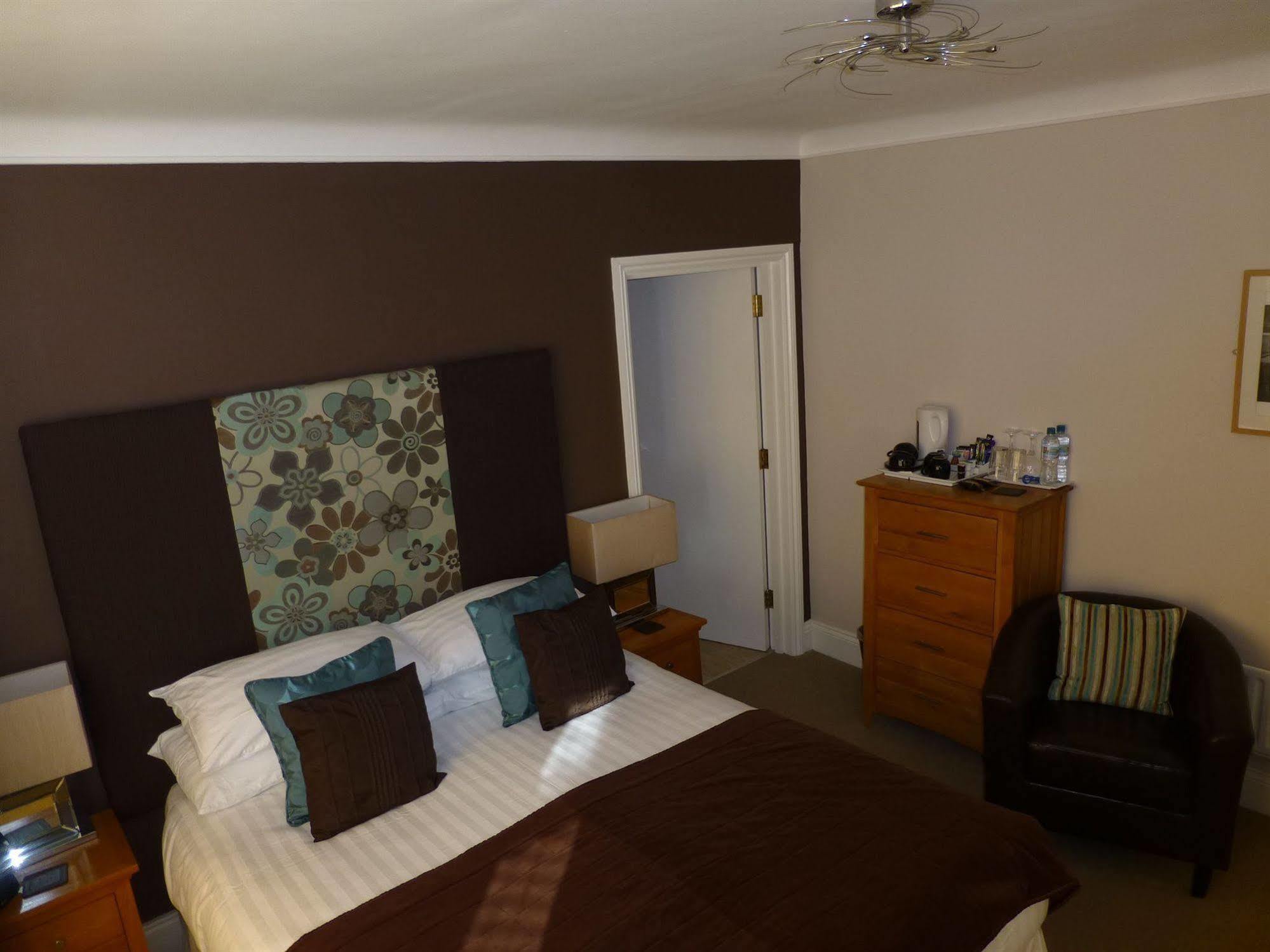 Waters Reach Guest House Christchurch  Exterior photo